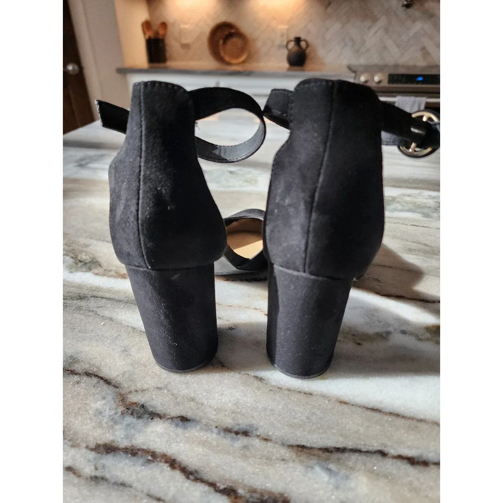 LC Lauren Conrad Black Faux Suede Ankle Strap Block Heel Pumps Size 7.5